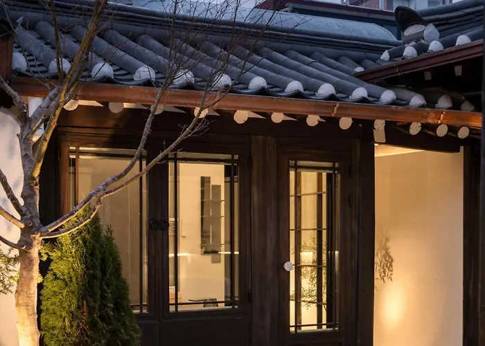 Luxury Hanok Mueok Seul